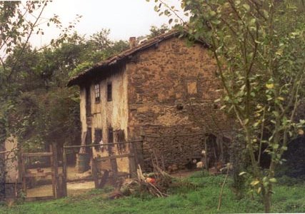 Casa de Ingenieros en la Paulina ( Arquitectura curiosa para su entorno )